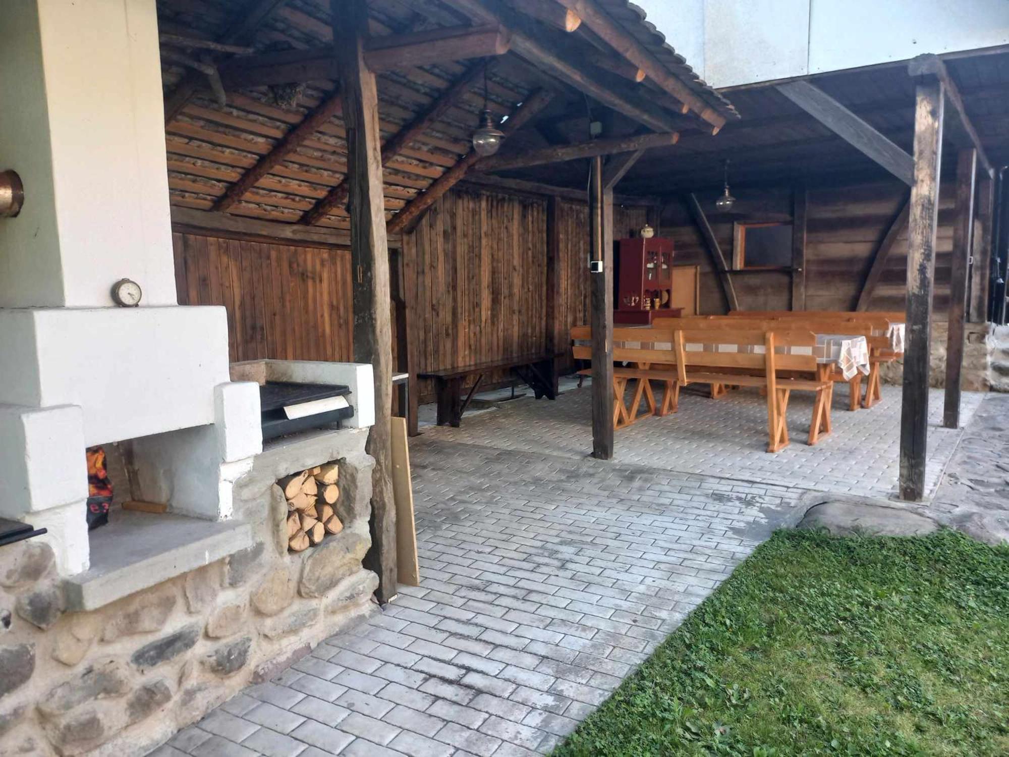 Biro Vendeghaz Hotel Sòvàrad Exterior foto